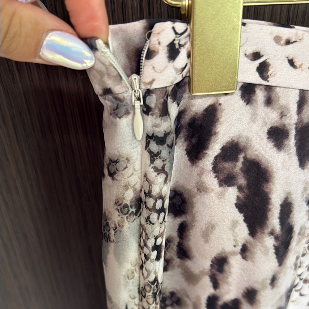 Haute Hippie Cream and Brown Wide Leg Pants - Picture 11 of 17